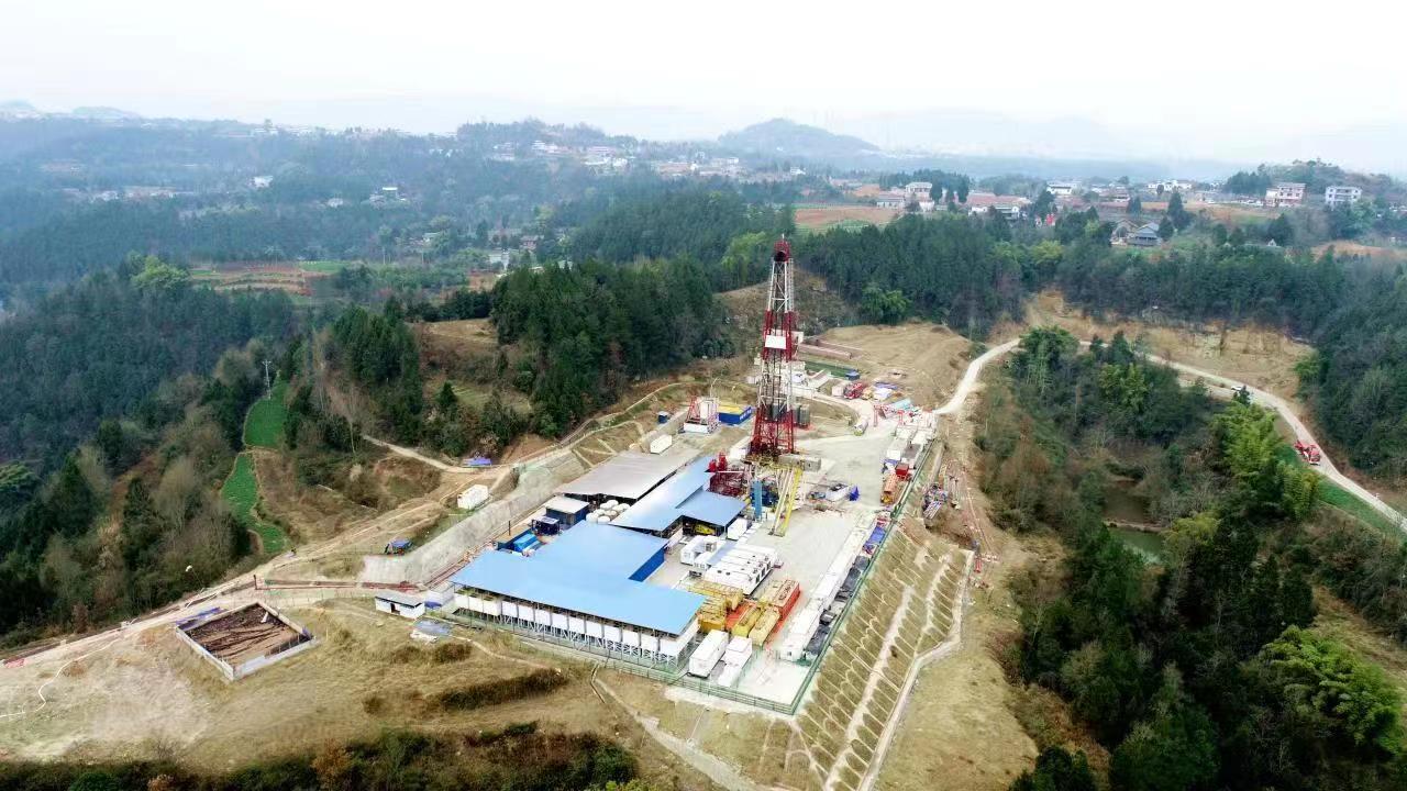 元坝气田最深井元坝102-5h井(8425米).董千慈 摄