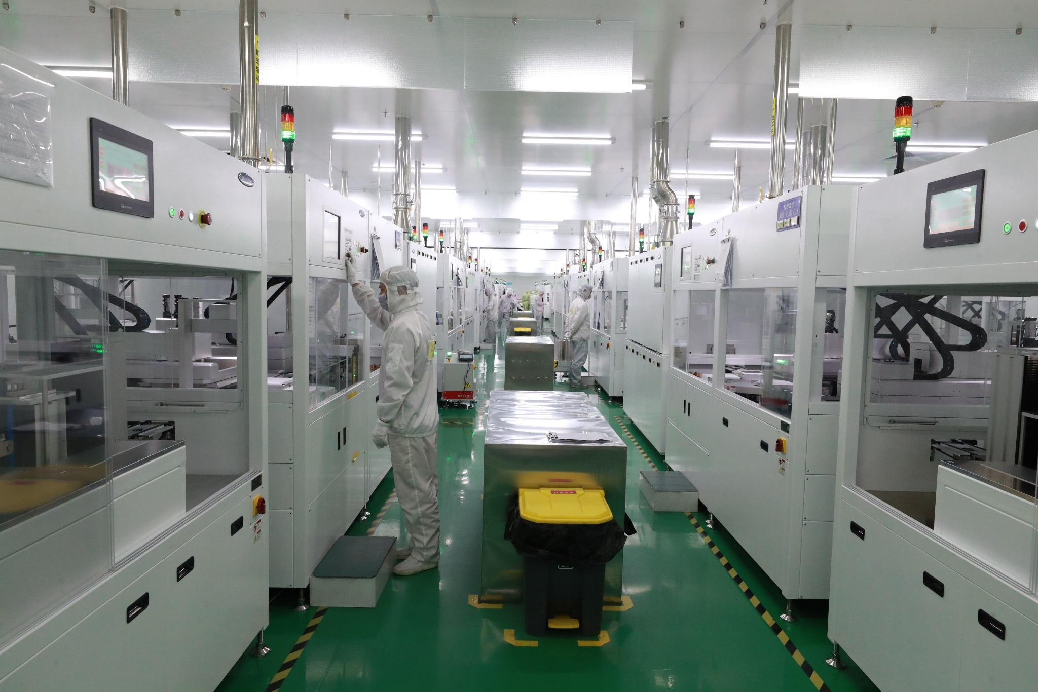 生产制造技术行业领先的perc高效单晶硅电池生产线