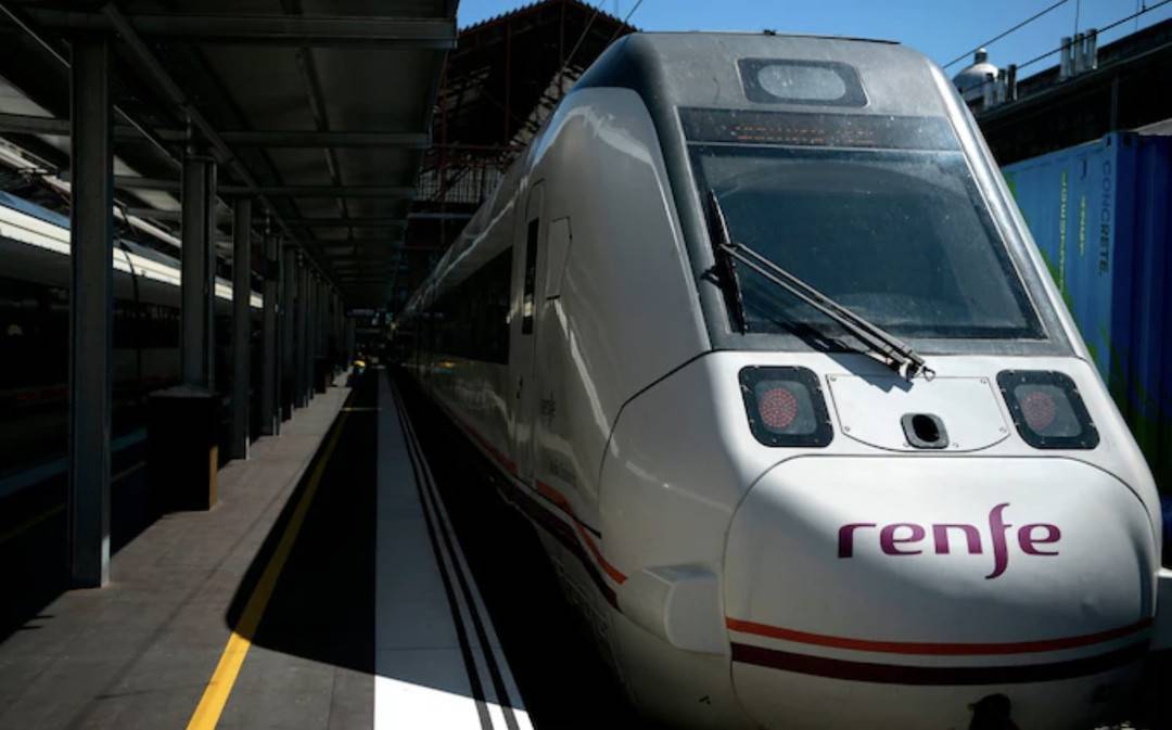白花1879亿元西班牙火车无法通过隧道返工重做