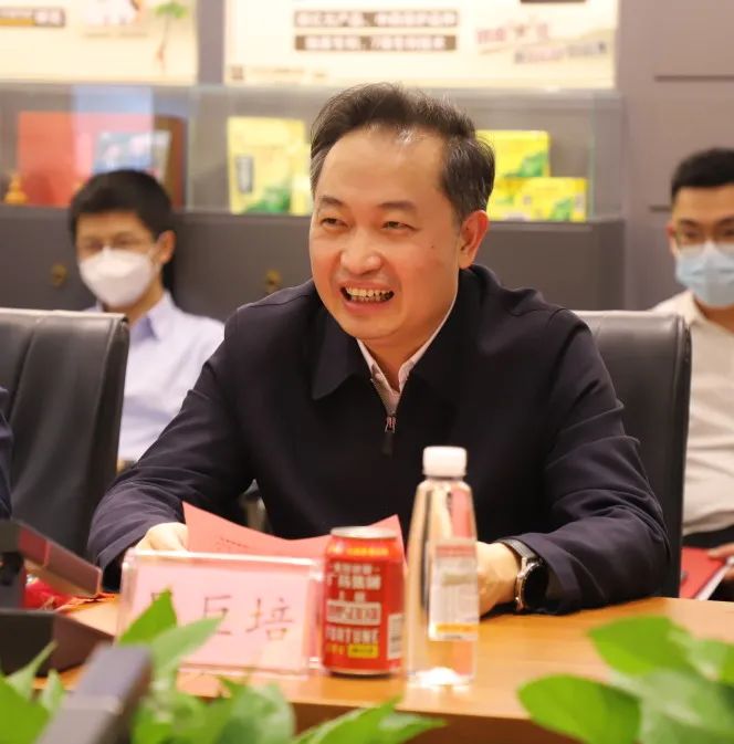 郴州市委书记吴巨培一行到广药集团白云山和黄调研