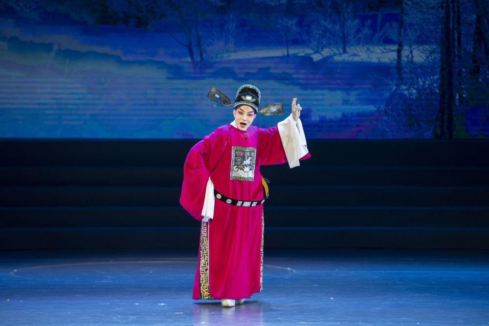 (杨升娟表演秦腔《周仁》.图片由主办方提供)