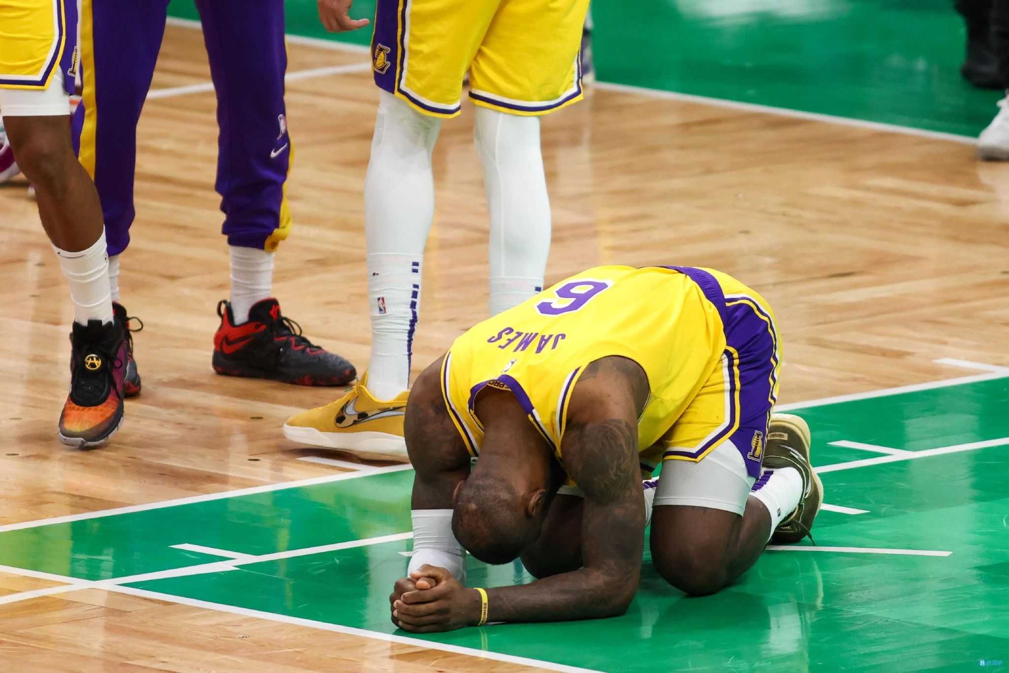LeBron James collapses after putting up insane numbers in Game 3 win ...