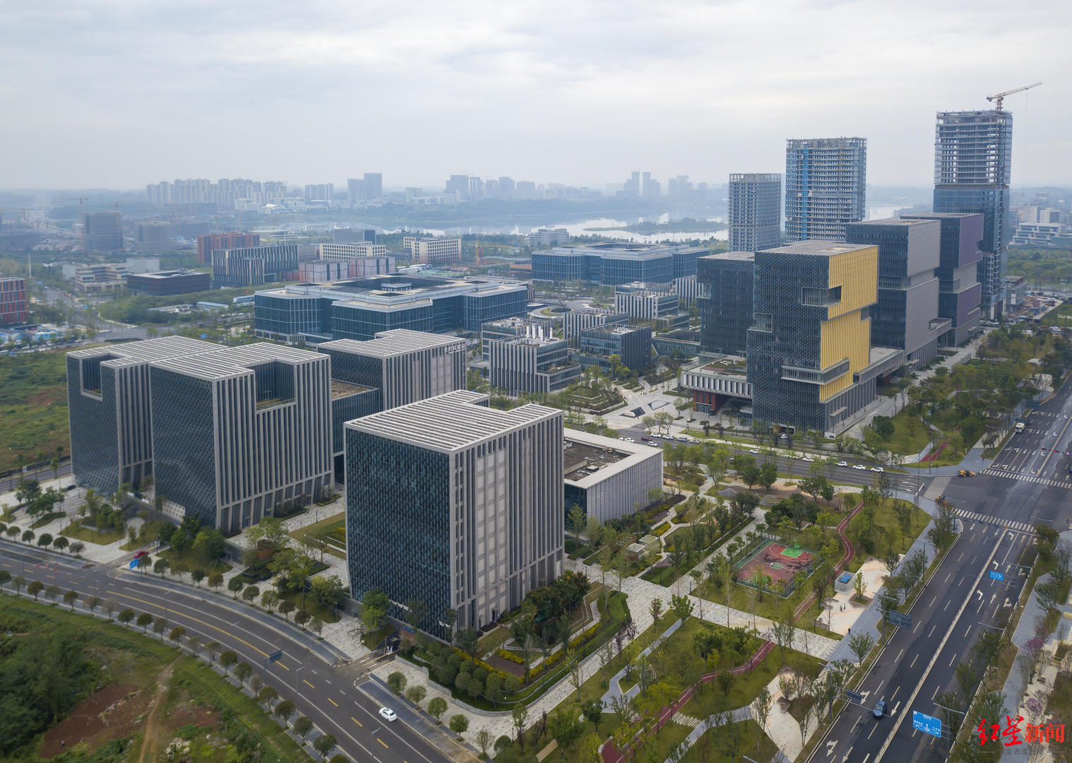 国家高新技术企业总数破万!成都:科技成果转化“转”动创新高质量发展|成都市_新浪科技_新浪网