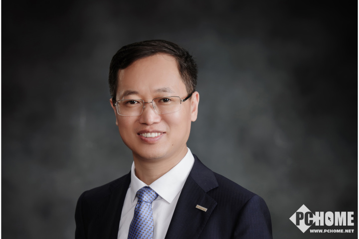 现任海信集团董事长--贾少谦