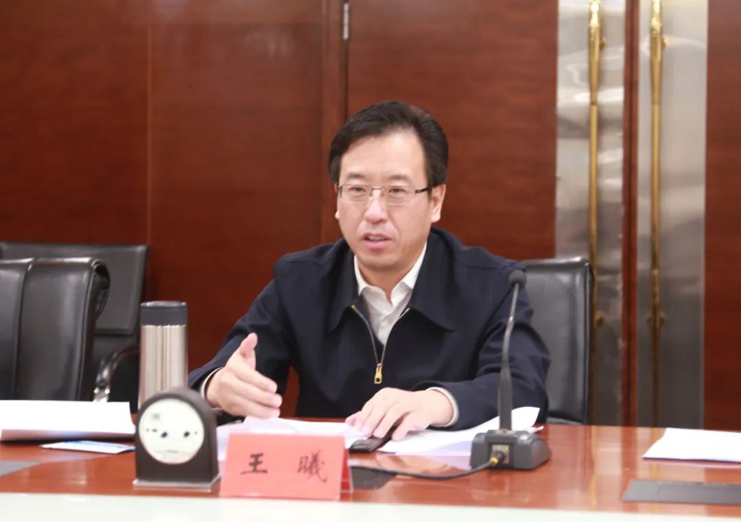 吴伟章会见秦皇岛市委书记王曦,市长丁伟 全面深化央地战略合作|开发