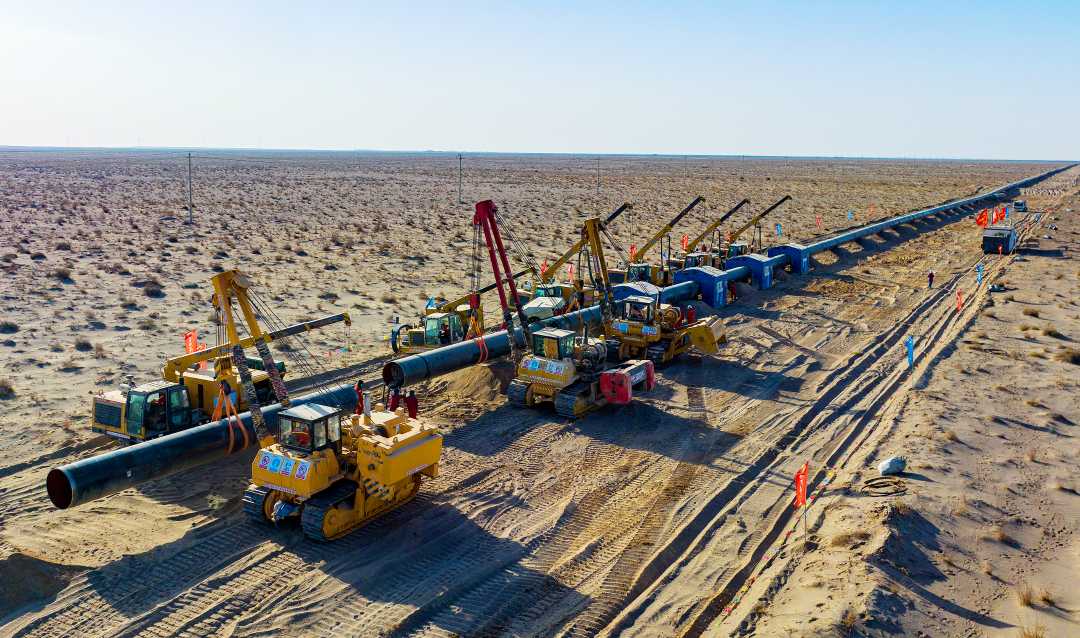 (组图)新疆:西气东输四线管道工程有序推进|新疆_新浪财经_新浪网