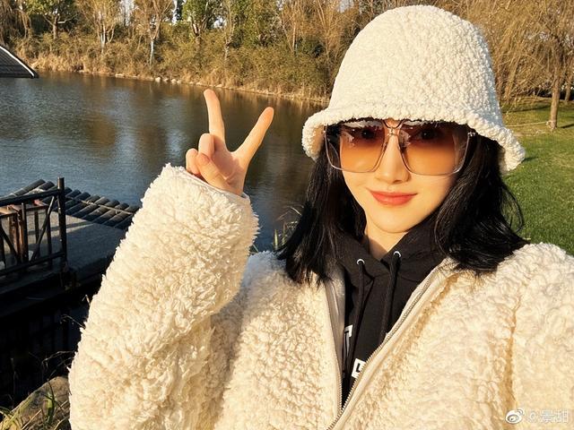 韩国擦边小广告盗用景甜照片，工作室回应：严重侵犯艺人肖像及名誉权