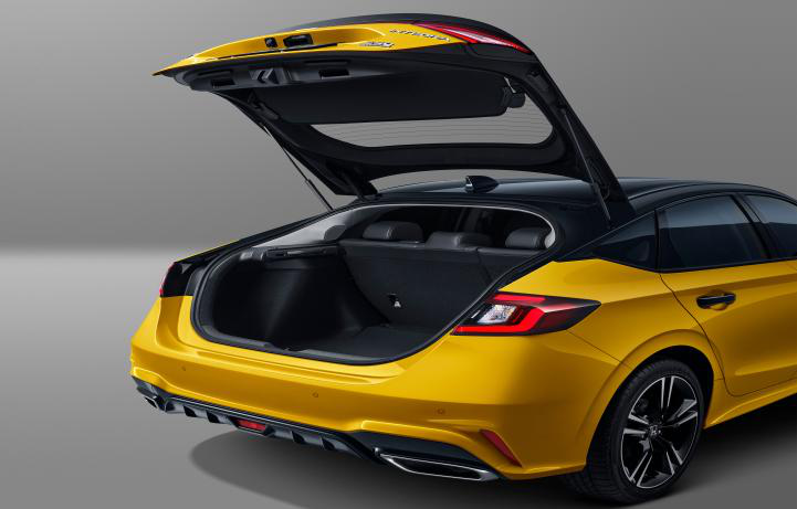 超大容量掀背尾廂