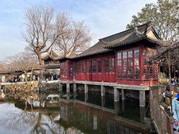 据史料记载,张履谦接手拙政园时,园子的腹地已缩小至1.