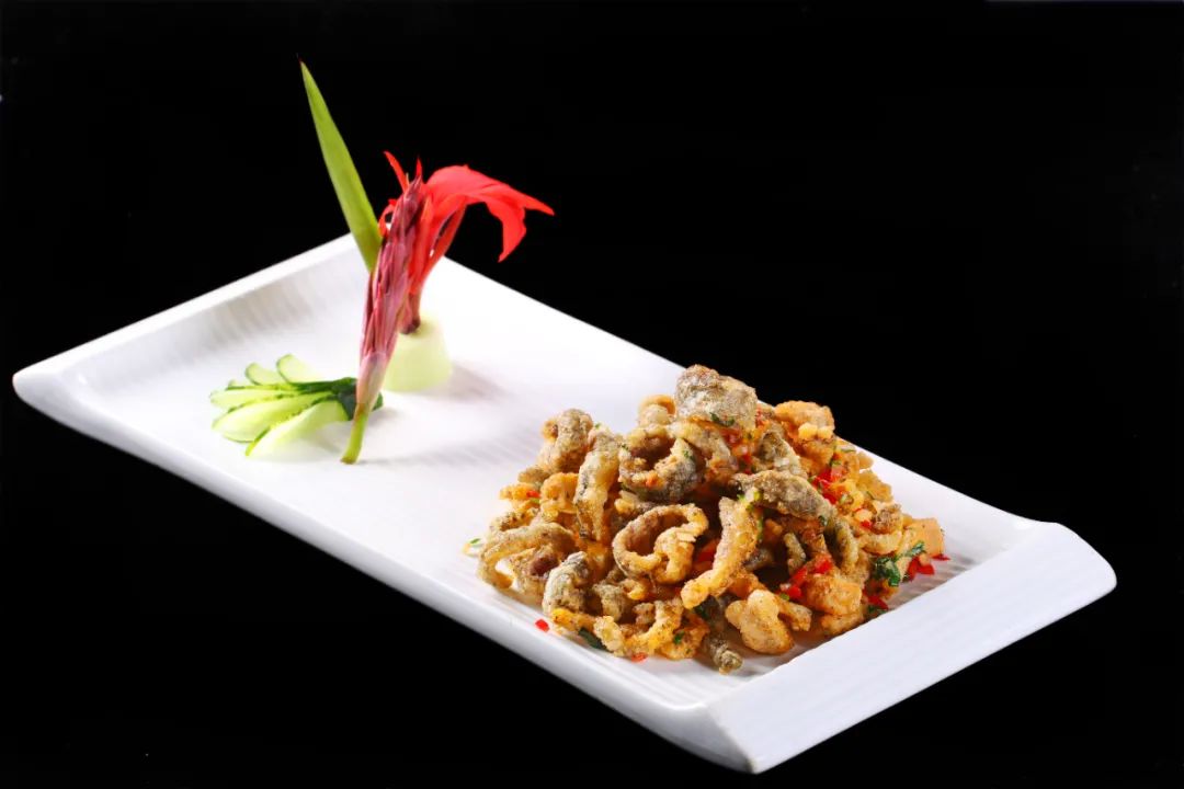 【食尚·信阳菜】椒盐鱼皮|鱼_新浪财经_新浪网