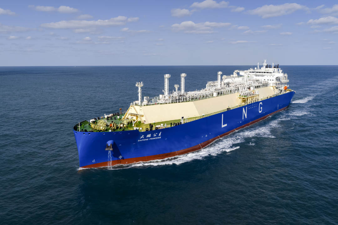 全球最大江海联运型液化天然气船18日交付|lng_新浪财经_新浪网