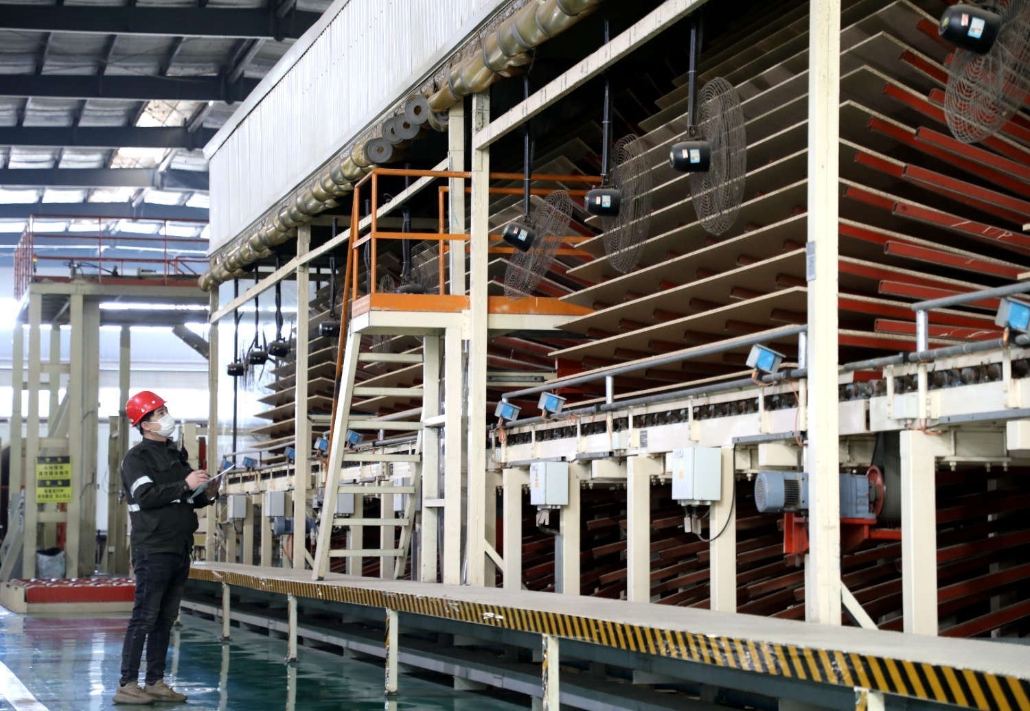 河北香河:"钣金之乡"忙生产|河北省_新浪财经_新浪网