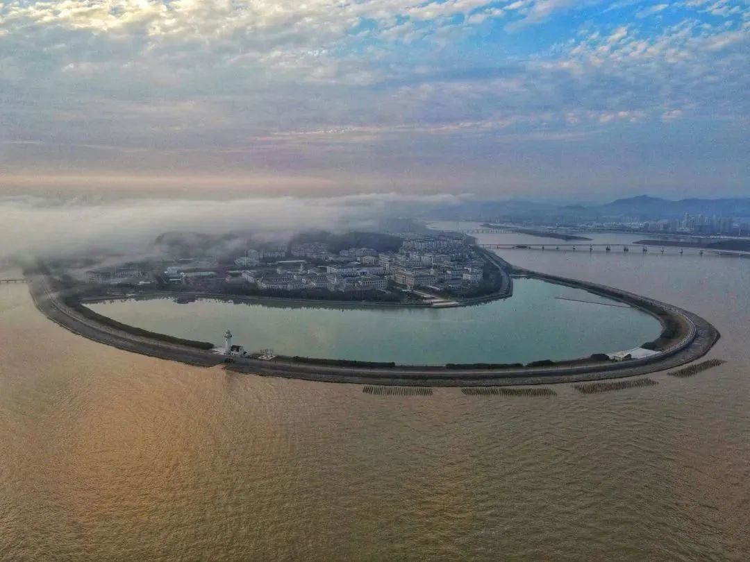 长峙岛黄昏;图/陈谦益