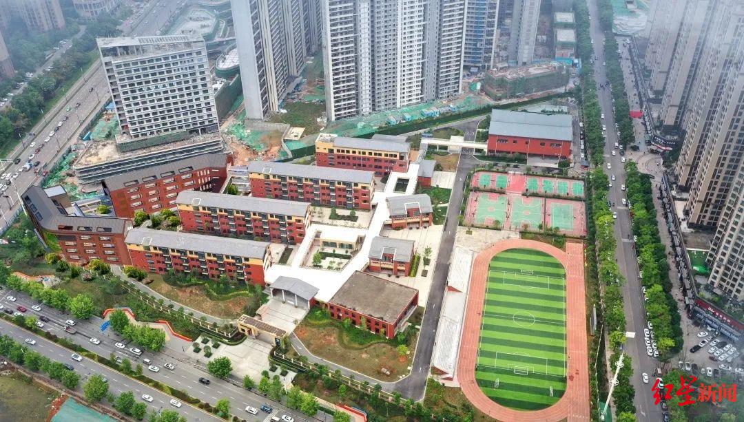 天鹅湖小学扩建图片