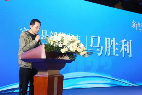 　　陕西富平新华书店副总经理 马胜利