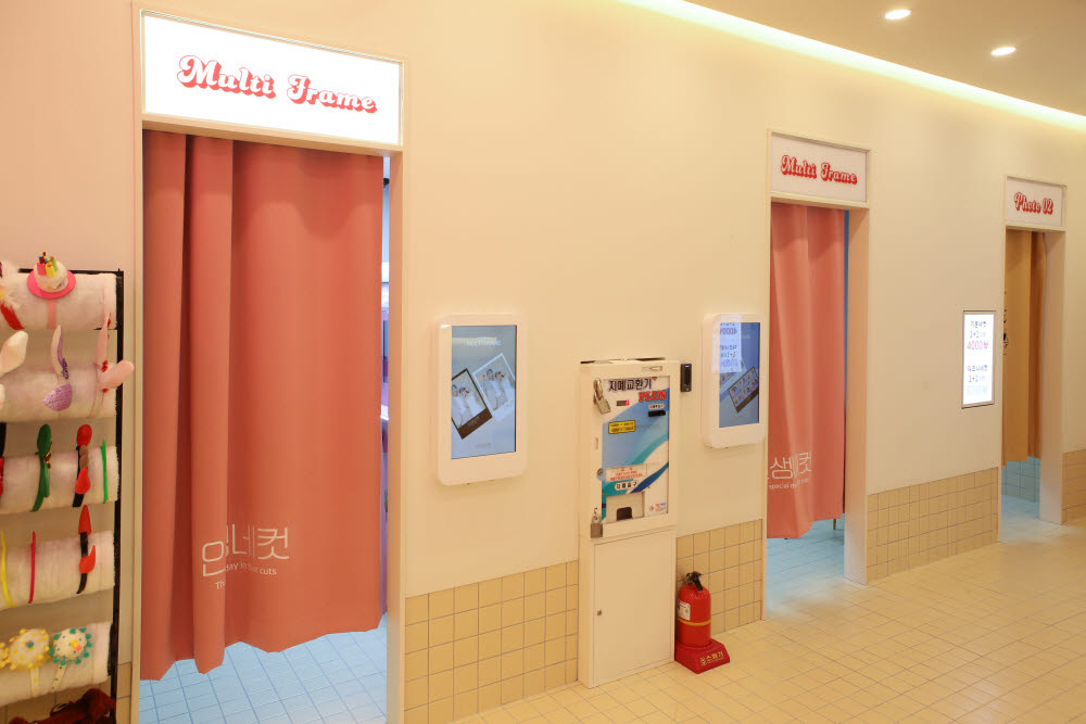 △&nbsp;店內設有多個單間，燈亮表示無人，可以使用。圖片來源&nbsp;| lifefourcuts