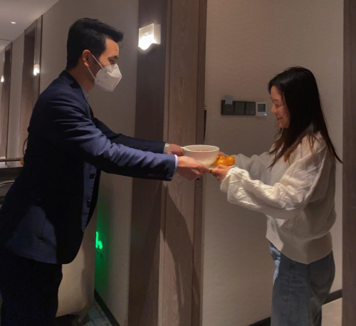 　　宜尚酒店商洛山阳店 赠送暖粥水果拼盘