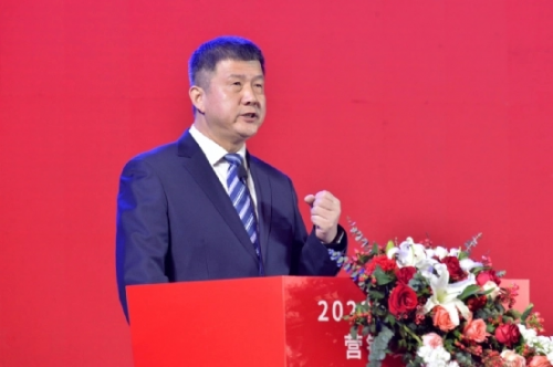 　　河北衡水老白干酒业股份有限公司党委书记王占刚致辞