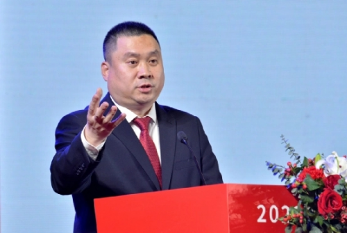 　　衡水老白干营销有限公司总经理贺延昭作《2023年营销规划报告》