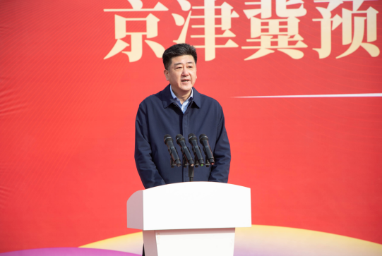 高碑店市委书记邱强在启动仪式上讲话启动仪式现场,高碑店市委书记