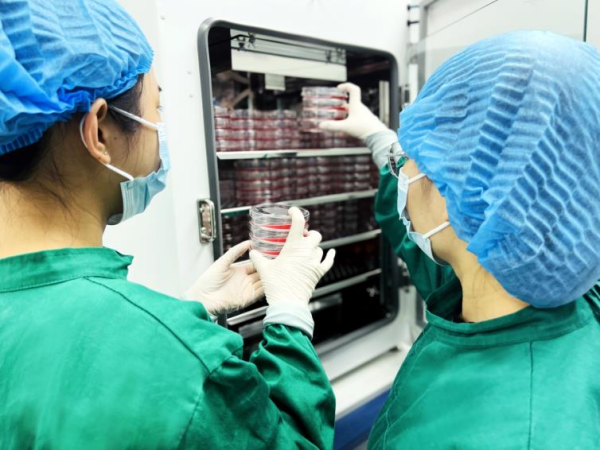 　　超技良食科研场景