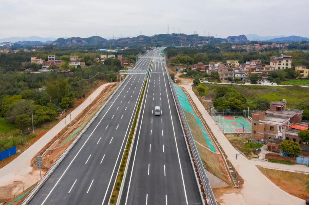 2023年1月16日,佛清从高速清城石角镇路段.清远日报记者 邱炜民 摄