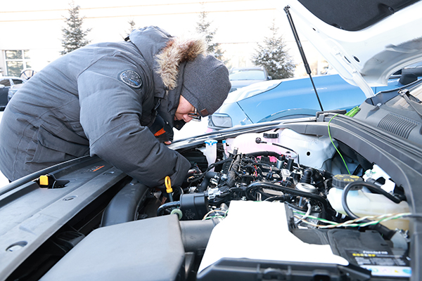 漠河拓展寒地试车产业链 "寒冰场"变"热产业"|车企_新浪财经_新浪网