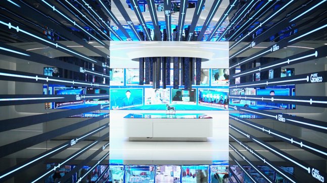 　　(图：智元汇总部展厅)