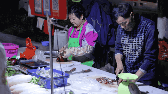 △ 高明牛肉市场 