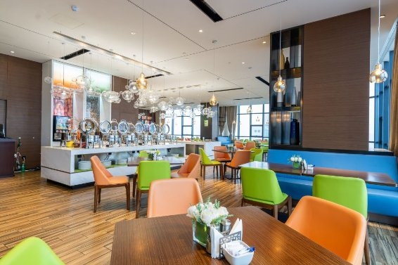 　　(来源：新视线)