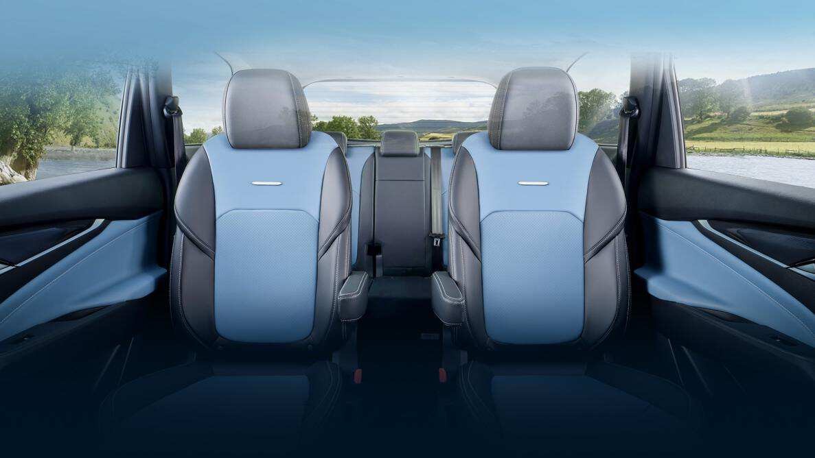 　　(上汽大通MAXUS G50 PLUS)