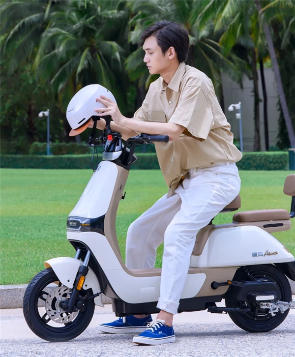 　　图:爱玛星动车型