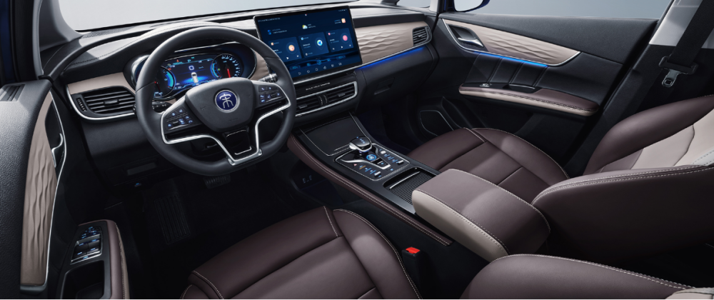 　　(比亚迪宋MAX DM-i)