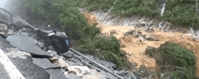 当年黄文秀遇难的路段。