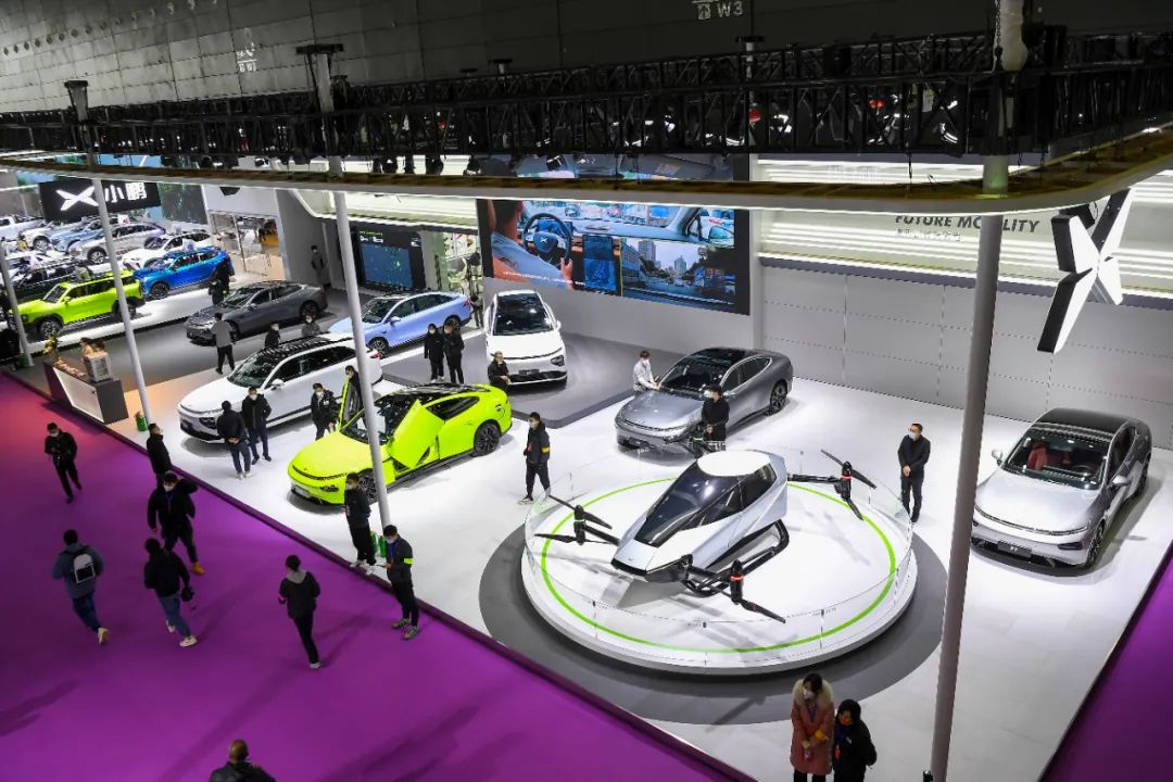 第十八届中国(长沙)国际汽车博览会上,新能源车惊艳亮相.