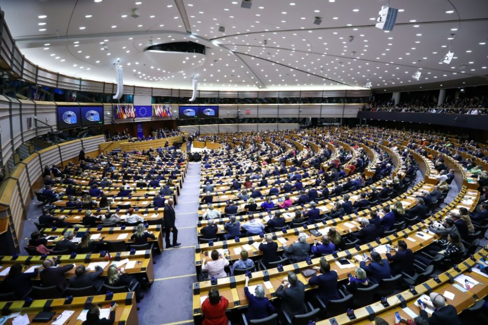 2020年1月29日，在比利时布鲁塞尔，欧洲议会召开全体会议。图片来源：新华社