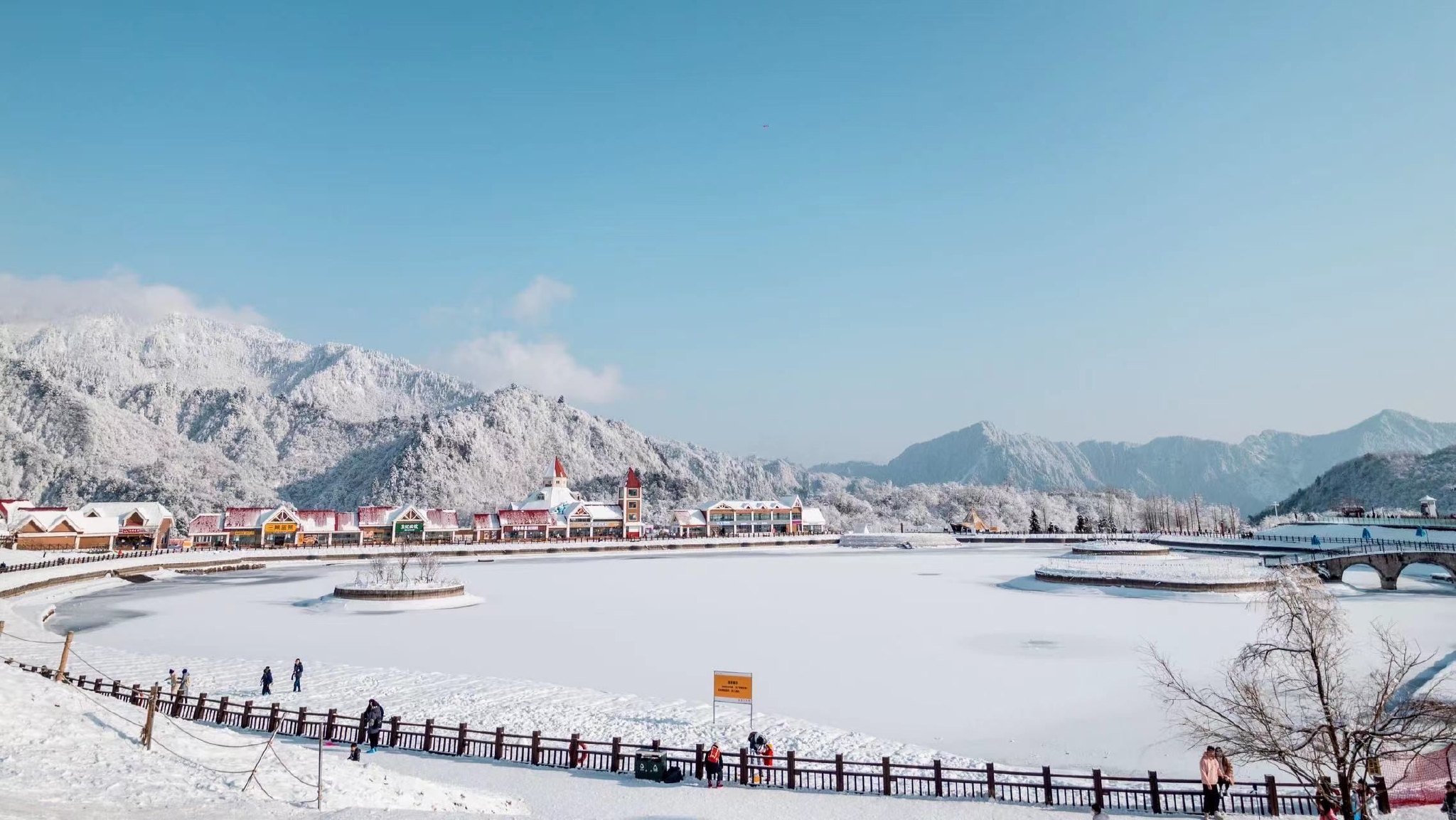 3月西岭雪山穿衣建议图片