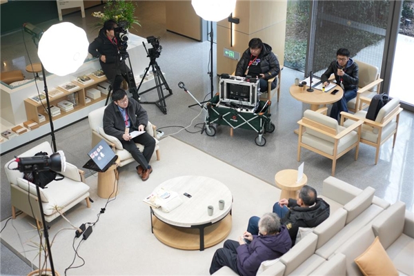 　　(家族印记访谈现场)