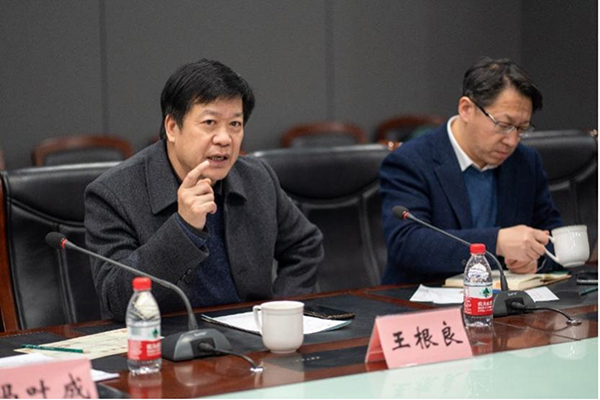 　　清华长三院副院长王根良