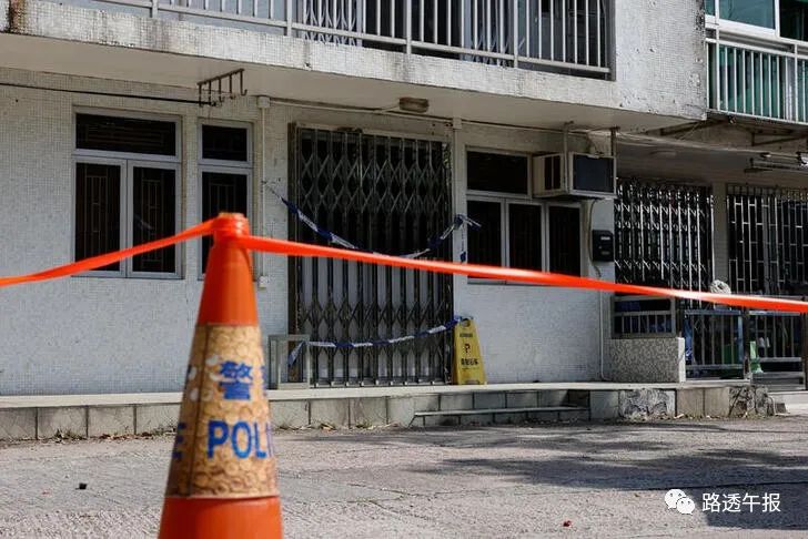 案发现场的村屋外拉起警戒线图 路透/tyrone siu