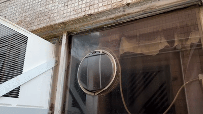 凶案屋内所有窗口均由黑布遮挡