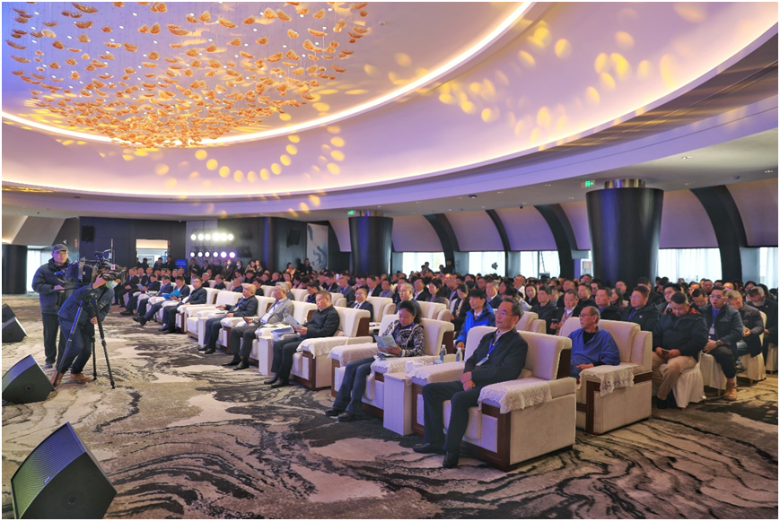 　　开幕式现场(郭泽斌摄)