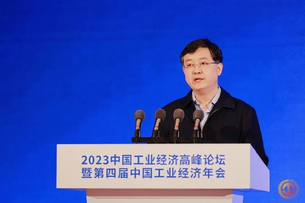 工业和信息化部规划司副司长姚珺