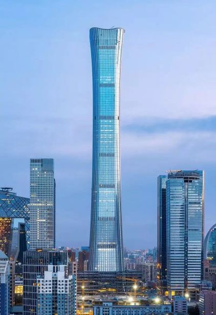 　　(乐办签约三大世界500强，打造超甲商办服务式办公)