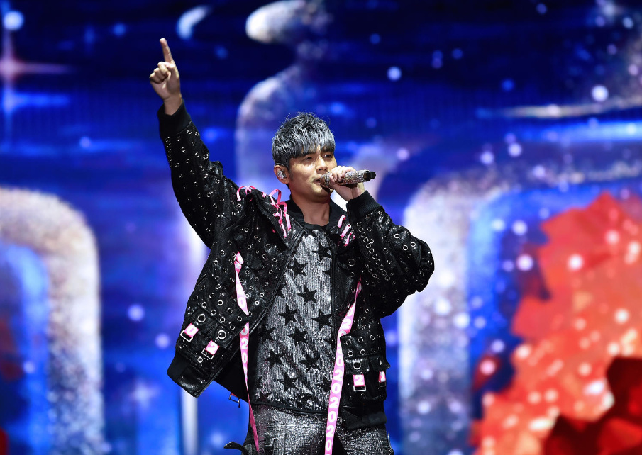 周杰伦演唱会带火当地机票、酒店，有酒店价格贵过“十一”假期_手机新浪网