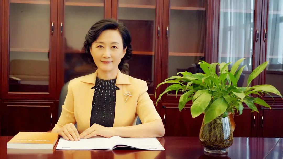 　　△全国政协委员、民建财政金融委员会主任、民建贵州省委主委李瑶