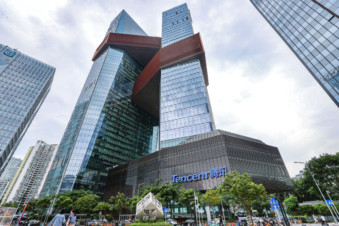 腾讯大厦.深圳特区报记者 何龙 摄