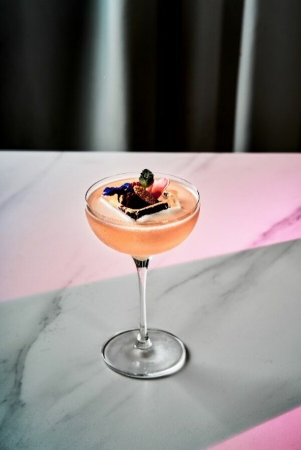 　　"桃之夭夭"春季主题鸡尾酒