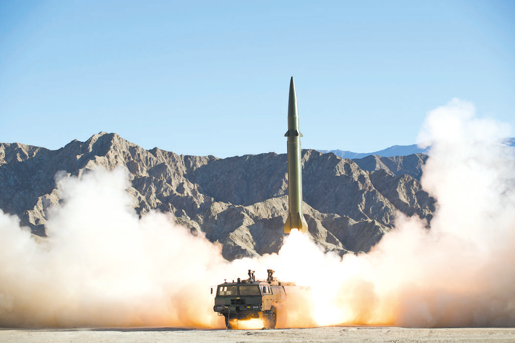 火箭军某部:潜心砺剑,随时准备出征|火箭军_新浪财经_新浪网