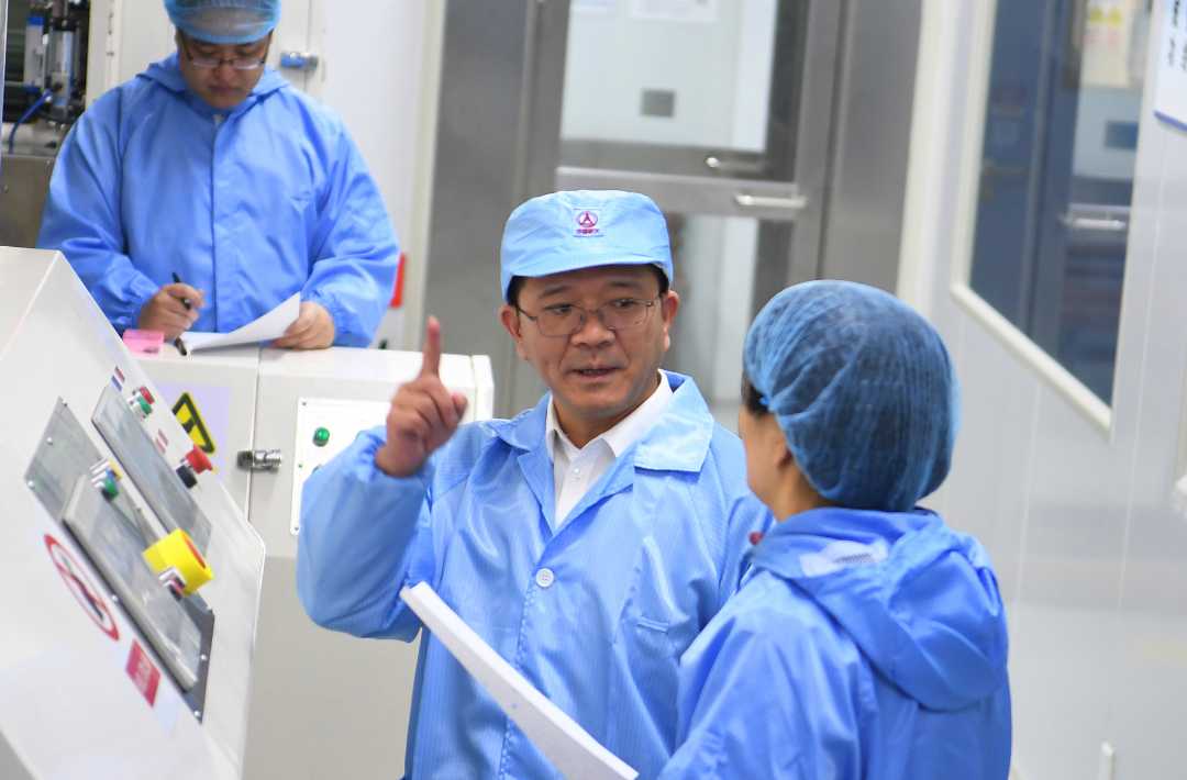 (组图)全国人大代表:让中国乐凯"乐"起来|乐凯_新浪财经_新浪网